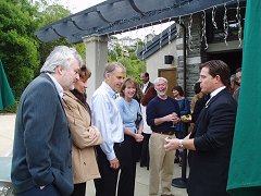 Strolling magic 240x180.jpg (17368 bytes)