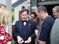 Magic trick with Hemants head 240x180.jpg (18949 bytes)