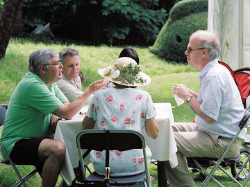 Luca lectures the Hogarths