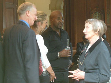 Edna talks to guests