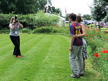 Siobhan shoots Alice and Henry